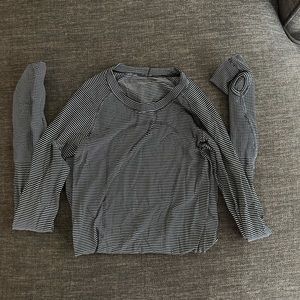LULULEMON swiftly tech black n white stripe long sleeve